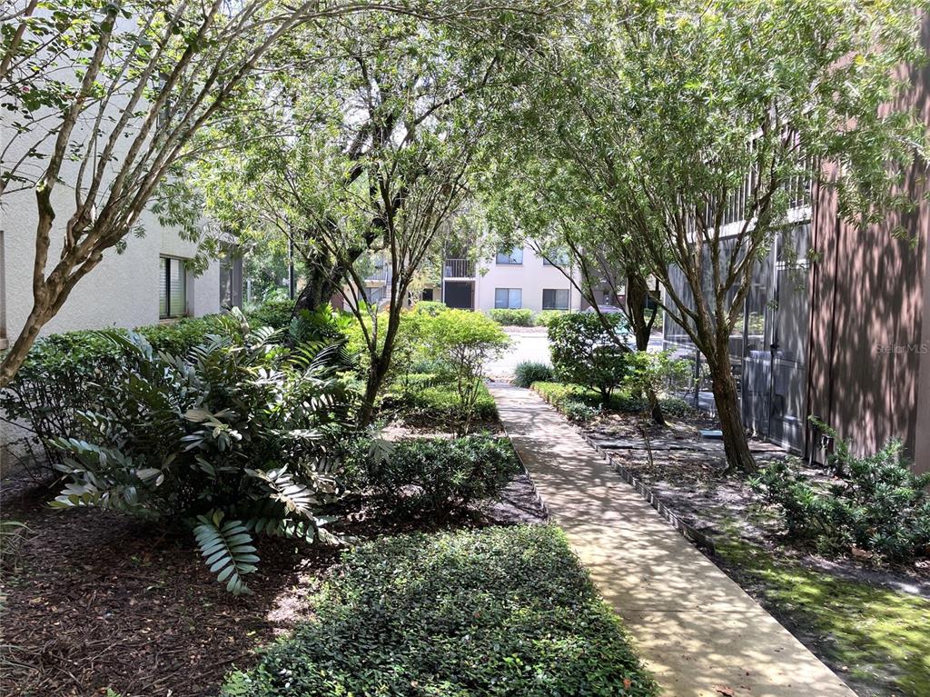 Property for sale at 11703 RAINTREE VILLAGE BOULEVARD UNIT B, TEMPLE TERRACE, FL, 33617