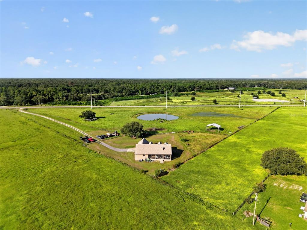 Property for sale at 4027 N C 470, LAKE PANASOFFKEE, FL, 33538