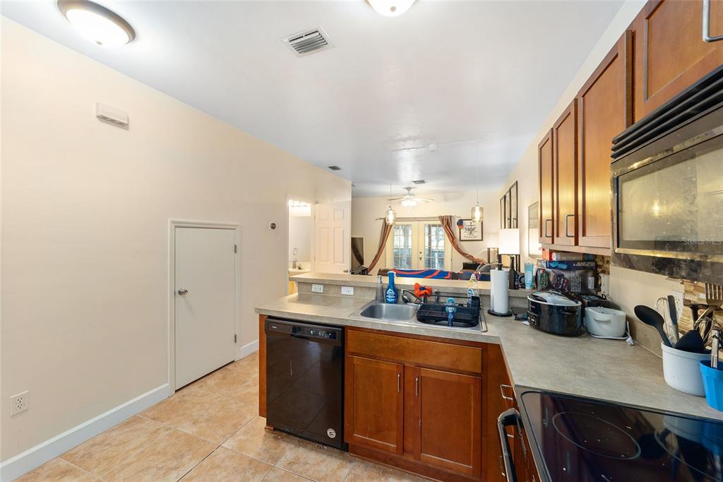 Property for sale at 2915 SW 35TH PLACE UNIT 102, GAINESVILLE, FL, 32608