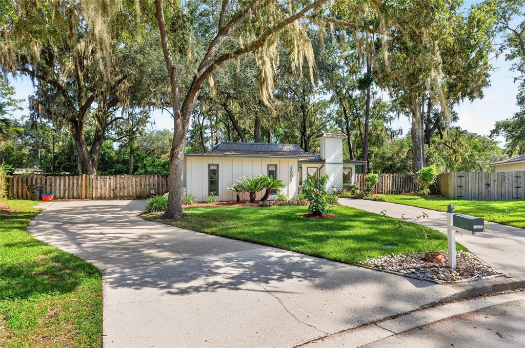 Property for sale at 2809 NW 35TH PLACE, GAINESVILLE, FL, 32605