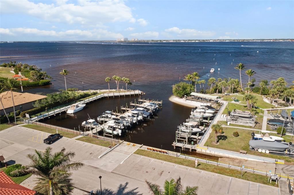 Property for sale at 14815 LAGUNA DRIVE UNIT 702, FORT MYERS, FL, 33908