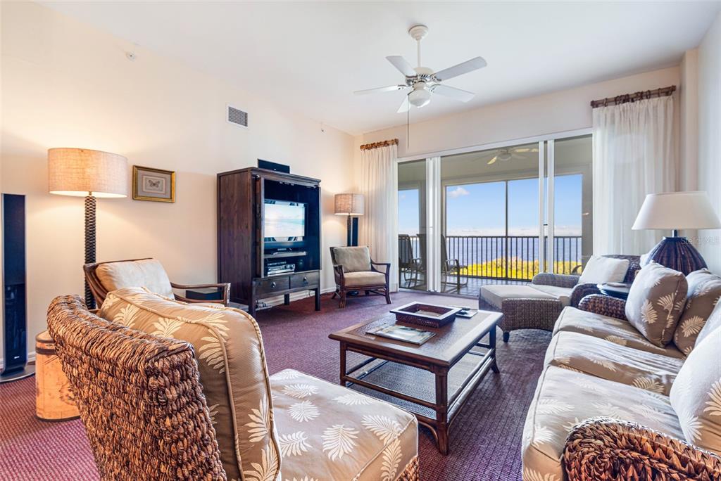 Property for sale at 14815 LAGUNA DRIVE UNIT 702, FORT MYERS, FL, 33908