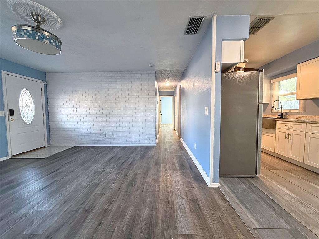 Living/Dining Room