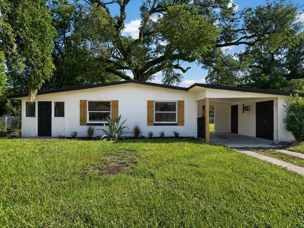 Property for sale at 3911 LAKE MARGARET DRIVE, ORLANDO, FL, 32812