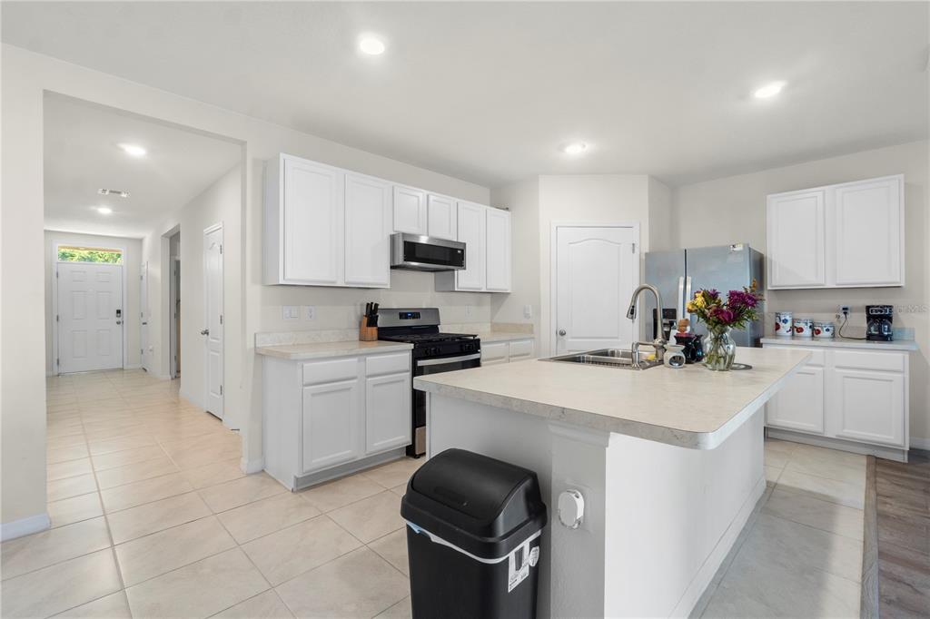 Property for sale at 29320 ARMOYAN BOULEVARD, LEESBURG, FL, 34748