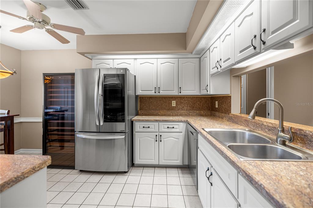 Property for sale at 2052 SE 37TH COURT CIRCLE, OCALA, FL, 34471