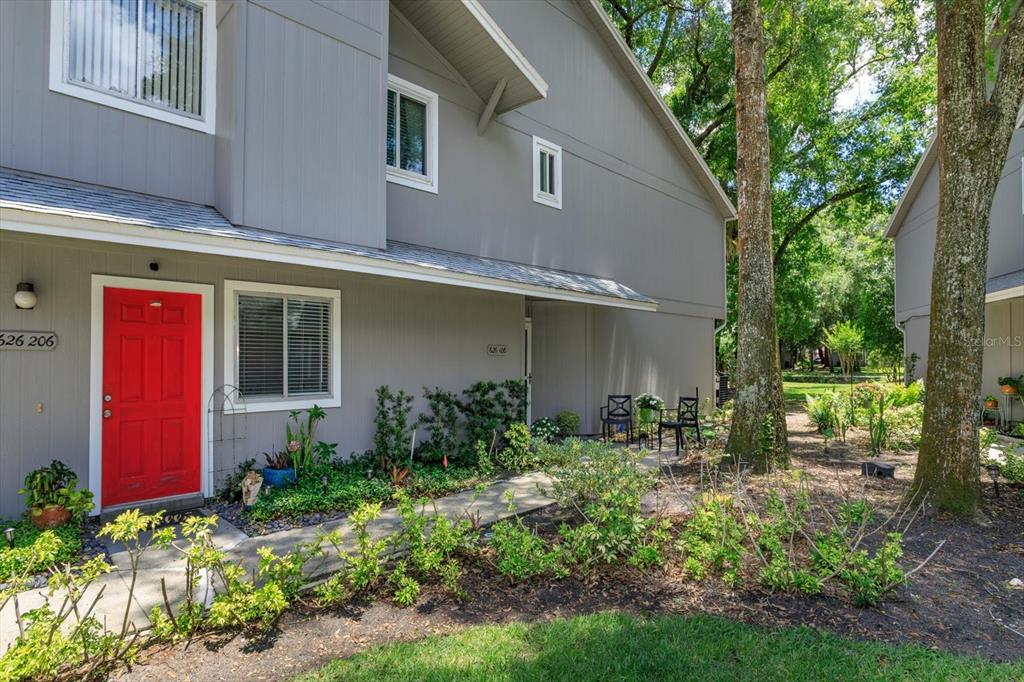 Property for sale at 626 RED OAK CIRCLE UNIT 106, ALTAMONTE SPRINGS, FL, 32701