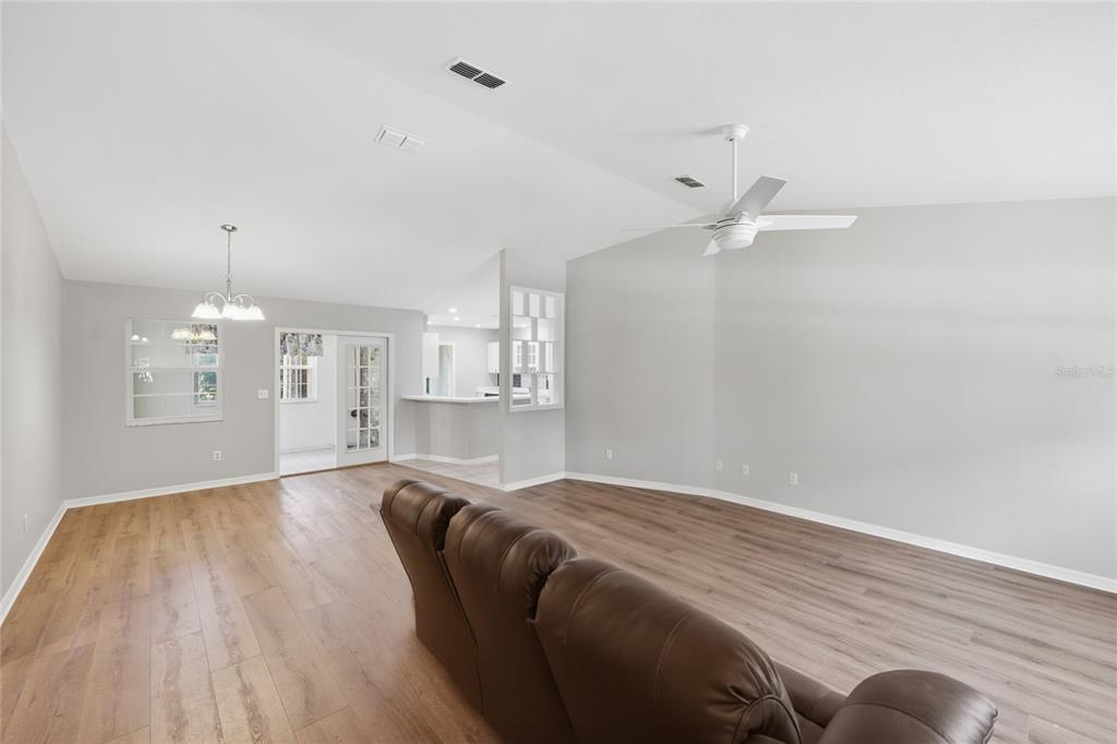 Property for sale at 25249 SW 18TH AVENUE, NEWBERRY, FL, 32669