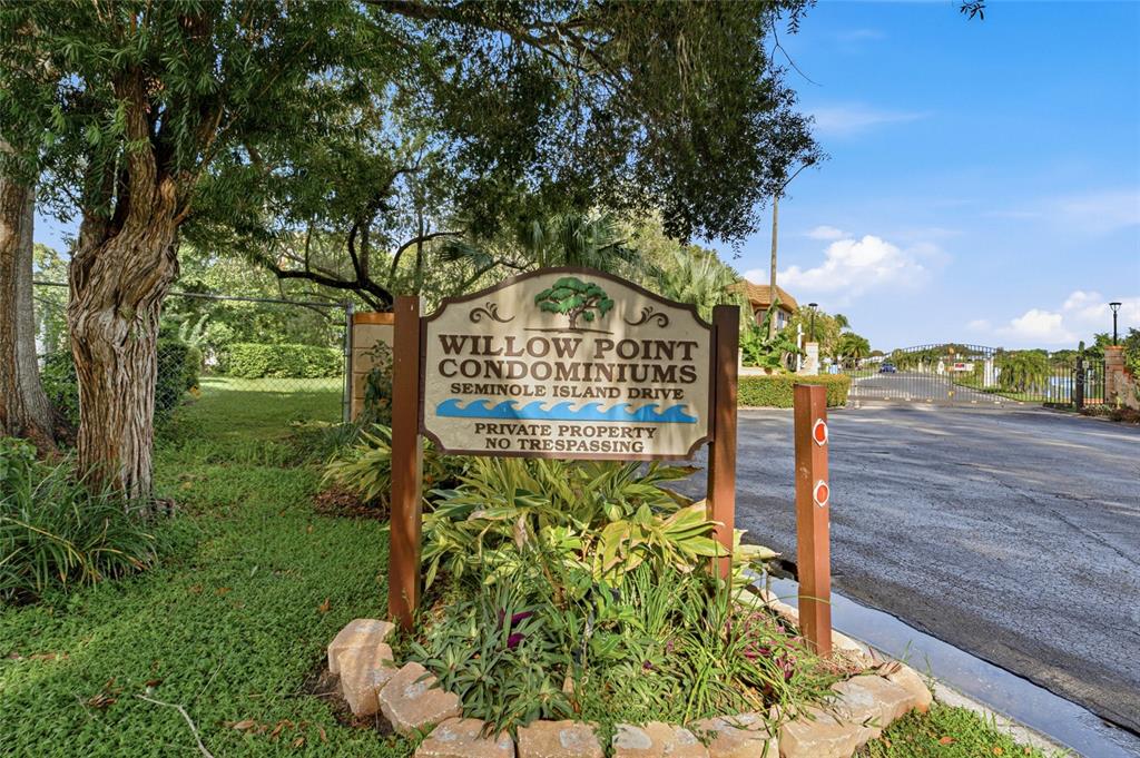 Property for sale at 10142 SEMINOLE ISLAND DRIVE, LARGO, FL, 33773