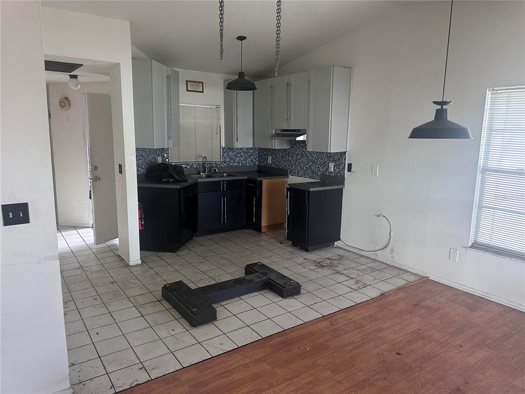 Property for sale at 8240 RAVENCROFT DRIVE, TAMPA, FL, 33615