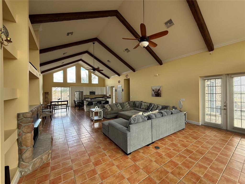 Property for sale at 186 S BEAR POINTE DRIVE, LAKE PLACID, FL, 33852