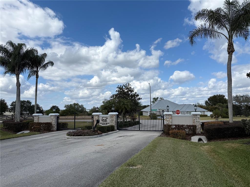Property for sale at 186 S BEAR POINTE DRIVE, LAKE PLACID, FL, 33852