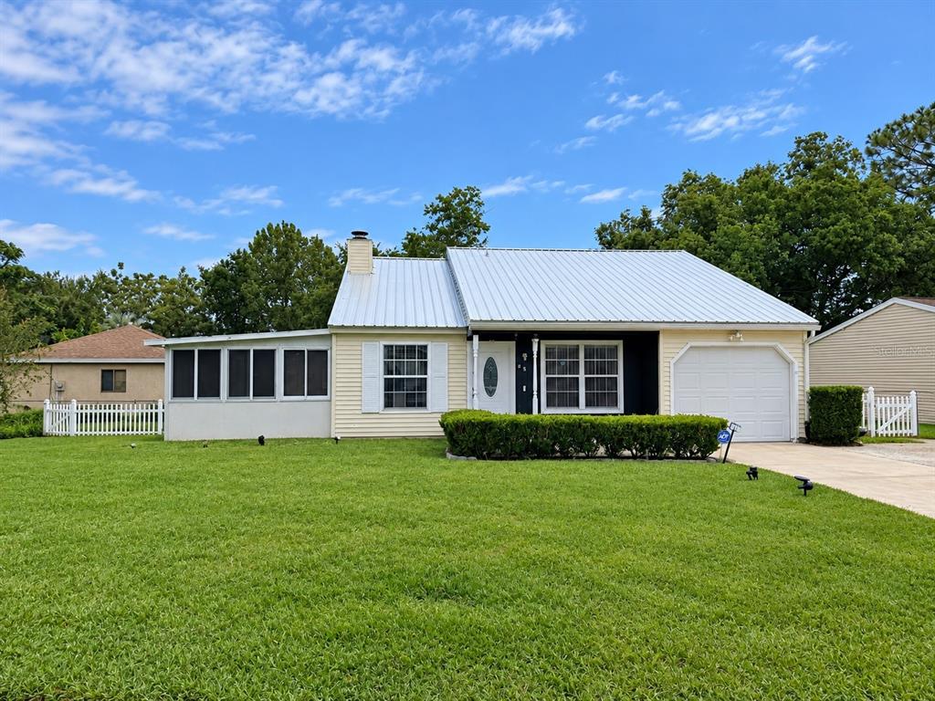 Property for sale at 25 SPRING LOOP CIRCLE, OCALA, FL, 34472