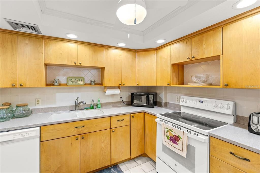 Property for sale at 1 KEY CAPRI UNIT 104-East, TREASURE ISLAND, FL, 33706