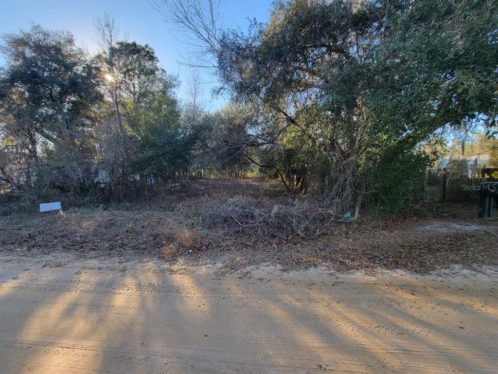Property for sale at 107 LAKEVIEW WAY, INTERLACHEN, FL, 32148