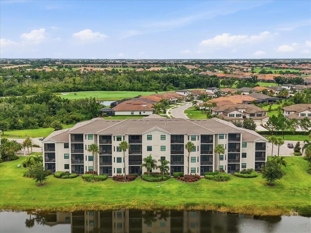 Property for sale at 17520 GAWTHROP DRIVE UNIT 305, LAKEWOOD RANCH, FL, 34211