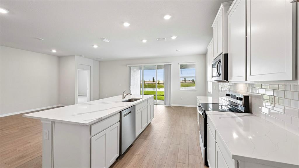 Property for sale at 18107 TAVERNSIDE TRAIL, LAKEWOOD RANCH, FL, 34211