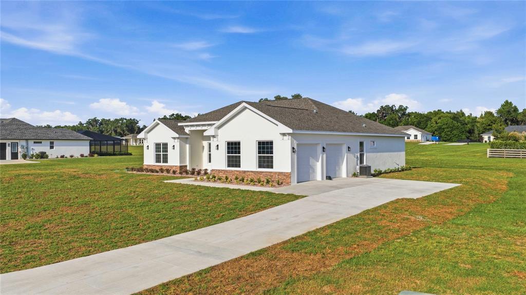 Property for sale at 2091 NW 79TH LOOP, OCALA, FL, 34475
