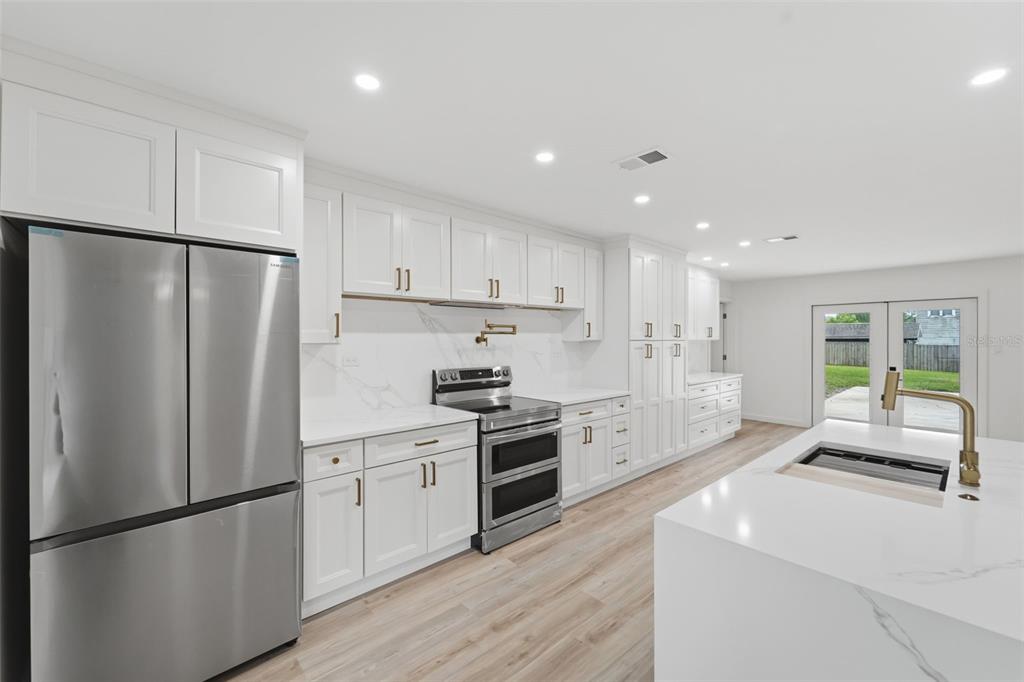 Property for sale at 107 S HIGH STREET, LAKE MARY, FL, 32746