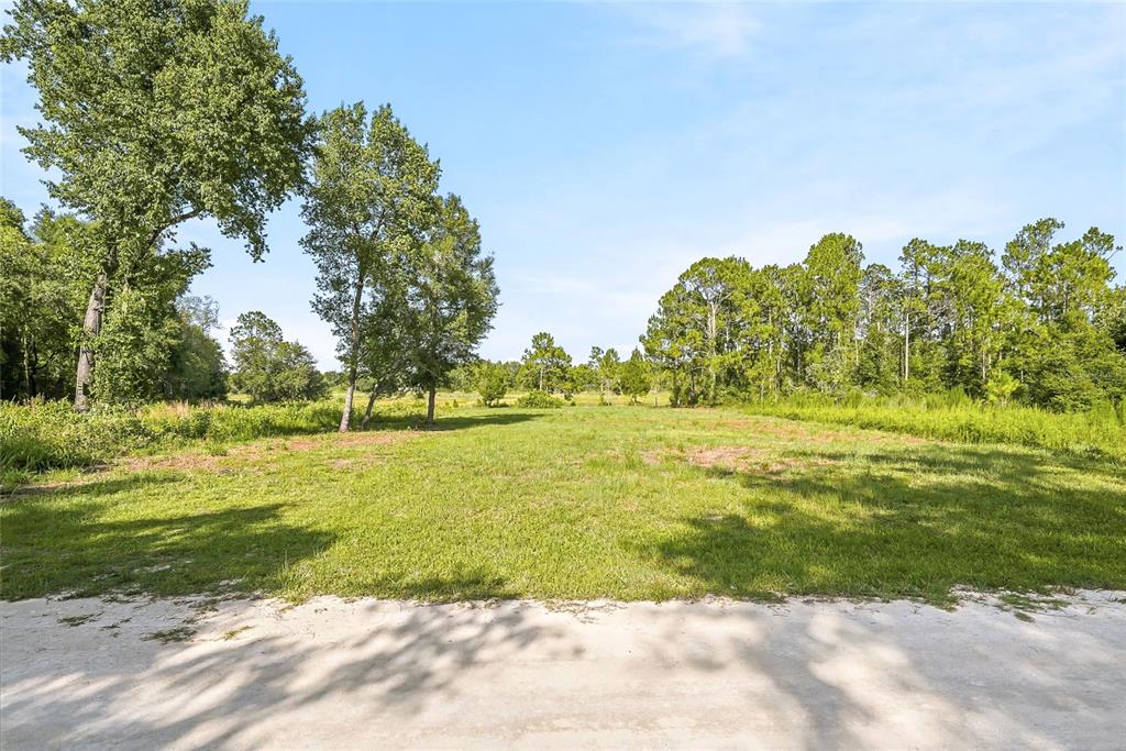 Property for sale at 100 BERRYHILL DRIVE, WEBSTER, FL, 33597