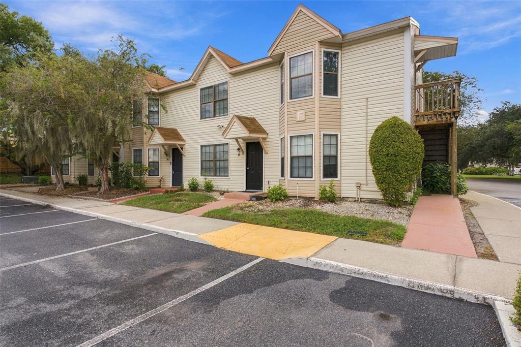 Property for sale at 2302 MAKI ROAD UNIT 37, PLANT CITY, FL, 33563