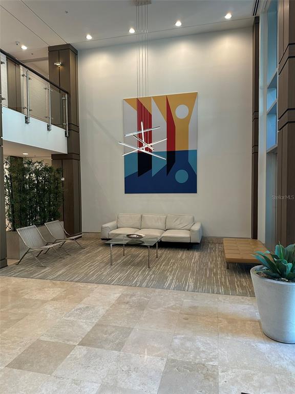 Property for sale at 400 4TH AVENUE S UNIT 1207, ST PETERSBURG, FL, 33701