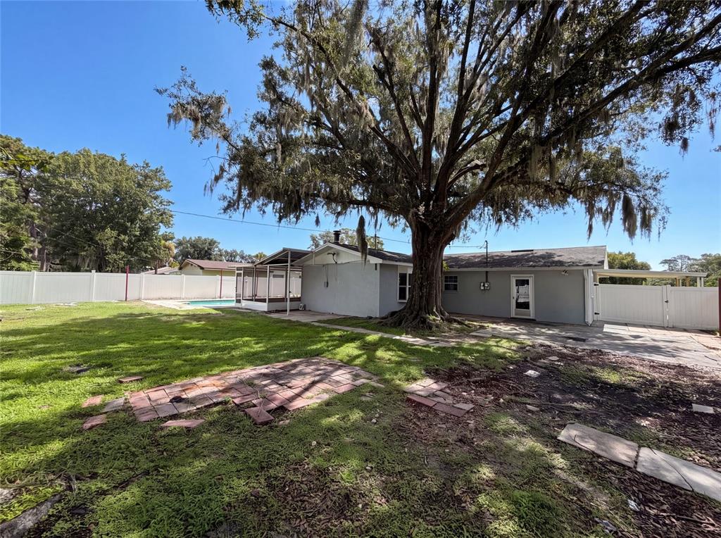 Property for sale at 1823 LORI LANE W, LAKELAND, FL, 33801