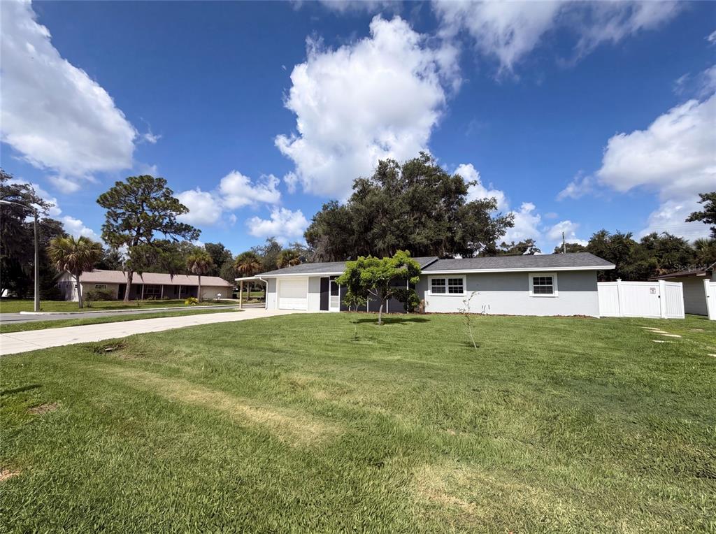 Property for sale at 1823 LORI LANE W, LAKELAND, FL, 33801