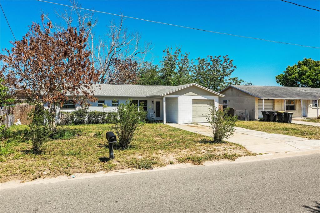 Property for sale at 1015 CAREFREE COVE DRIVE, WINTER HAVEN, FL, 33881