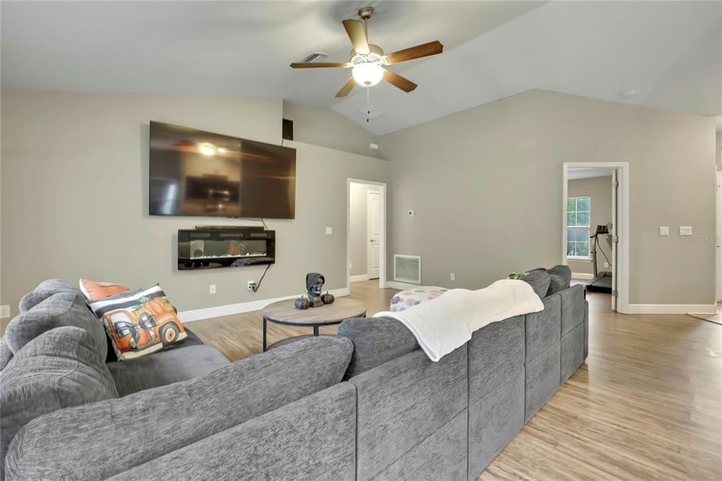 Property for sale at 12342 QUIGLEY AVENUE, WEEKI WACHEE, FL, 34614