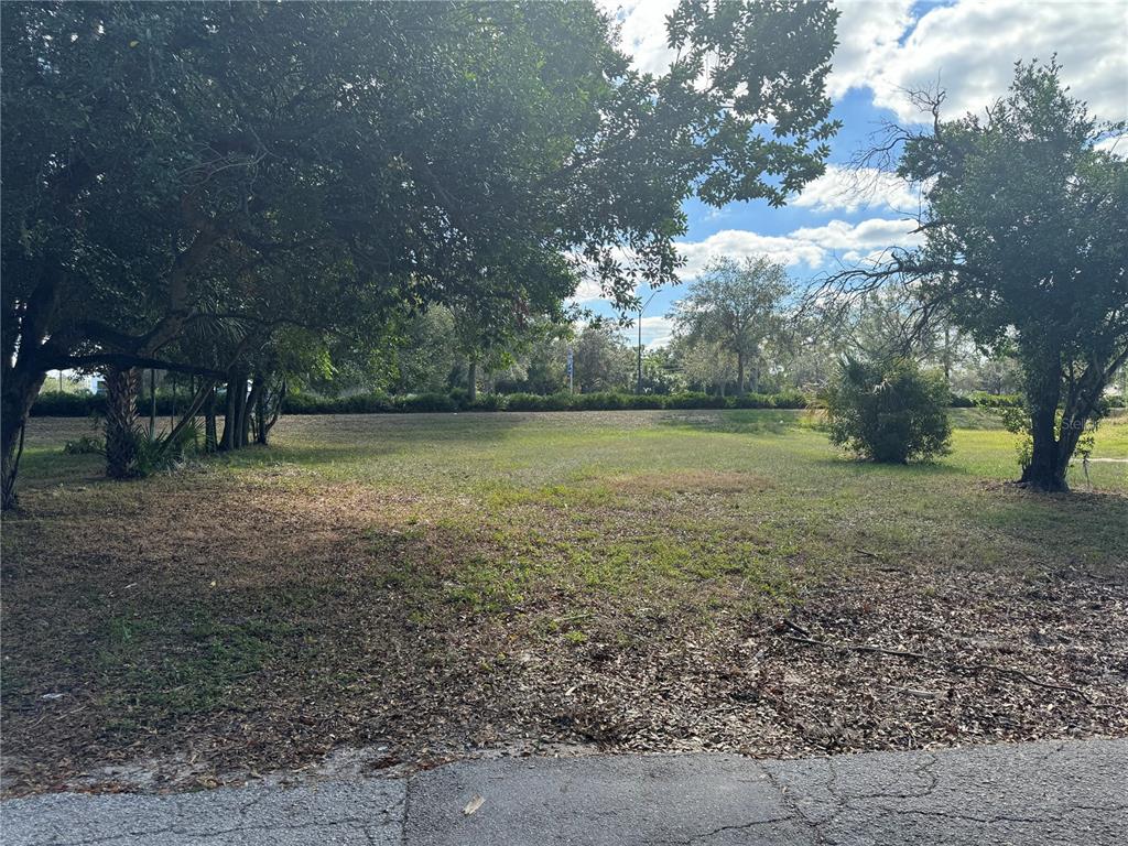 Property for sale at 515 W MAGNOLIA STREET, LAKELAND, FL, 33815