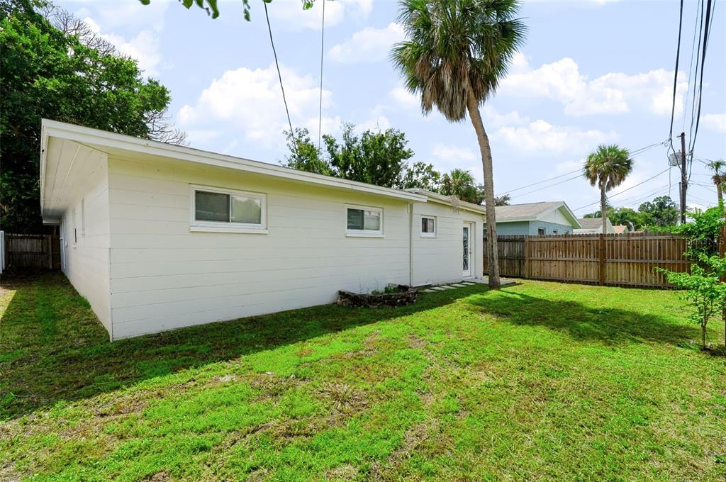 Property for sale at 1849 NEW HAMPSHIRE AVENUE NE, ST PETERSBURG, FL, 33703
