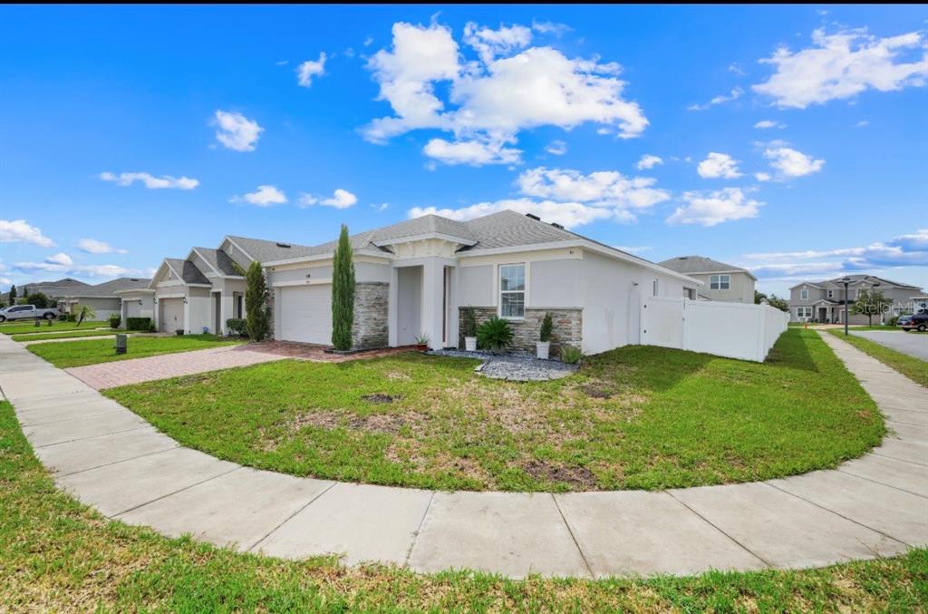 Property for sale at 935 BENJAMIN TRAIL, DAVENPORT, FL, 33837