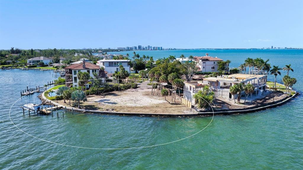 Property for sale at 305 S SHORE DRIVE S, SARASOTA, FL, 34234