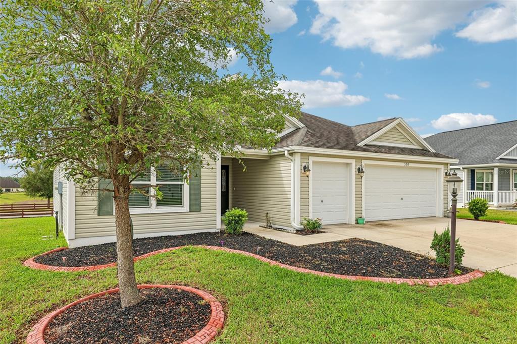 Property for sale at 3315 DZURO DRIVE, OXFORD, FL, 34484