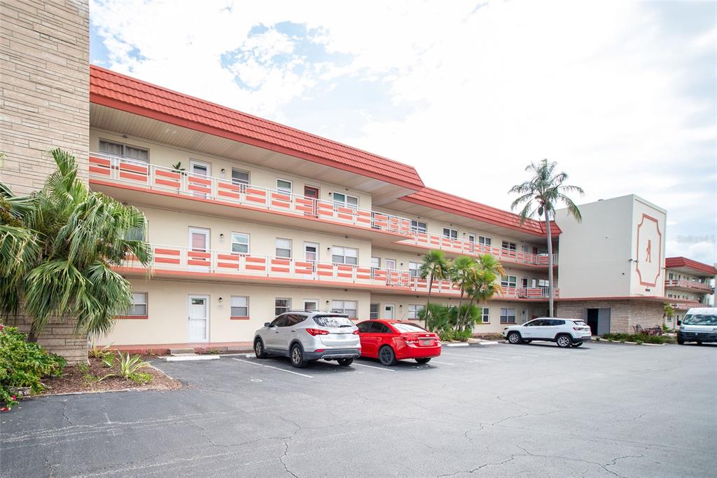 Property for sale at 5840 30TH AVENUE S UNIT 202, GULFPORT, FL, 33707