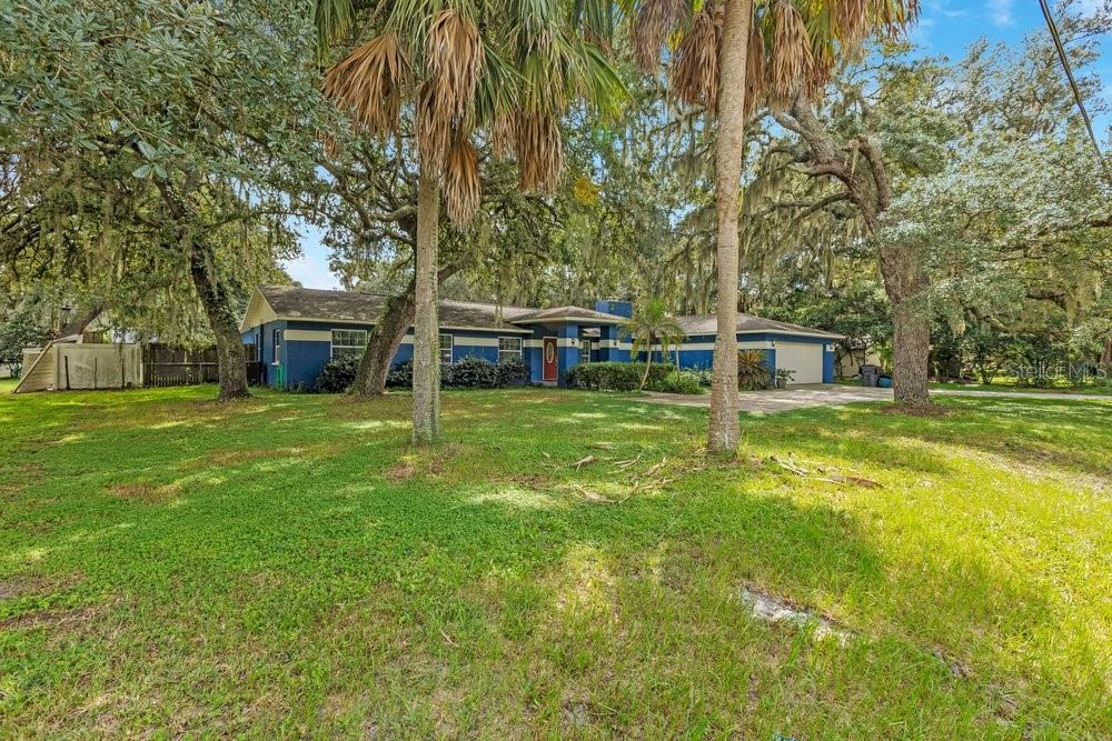 Property for sale at 1121 OLD POLK CITY ROAD, LAKELAND, FL, 33809