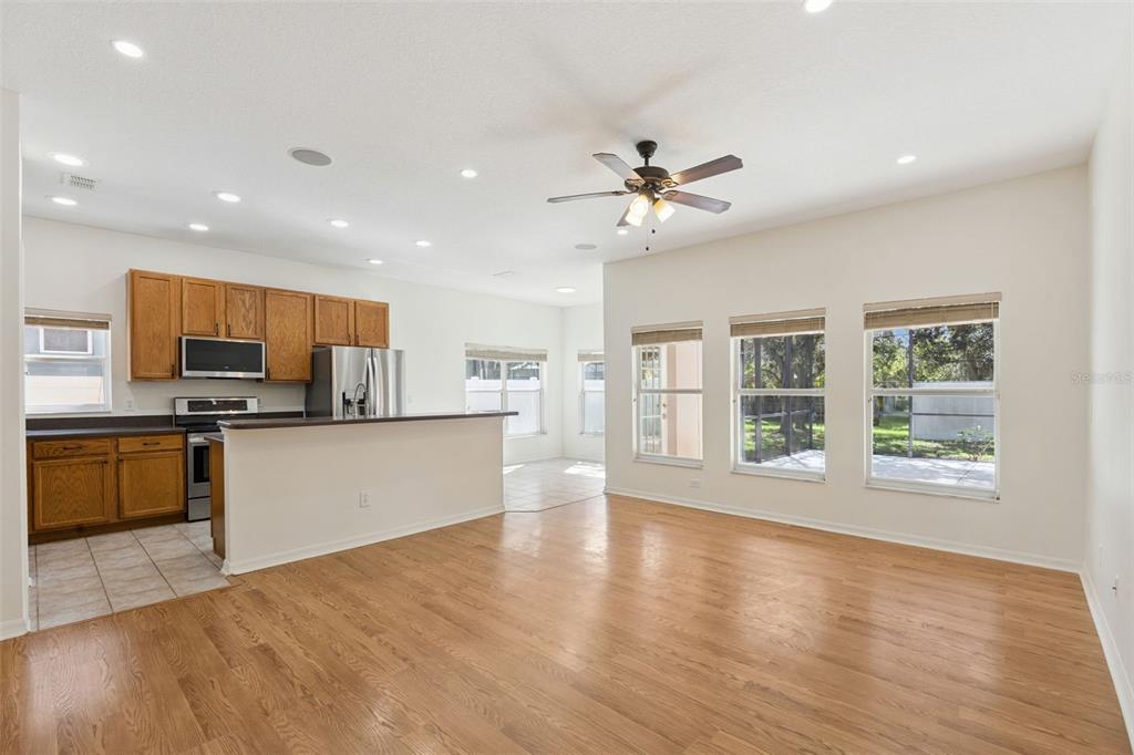 Kitchen & Nook Dining Area