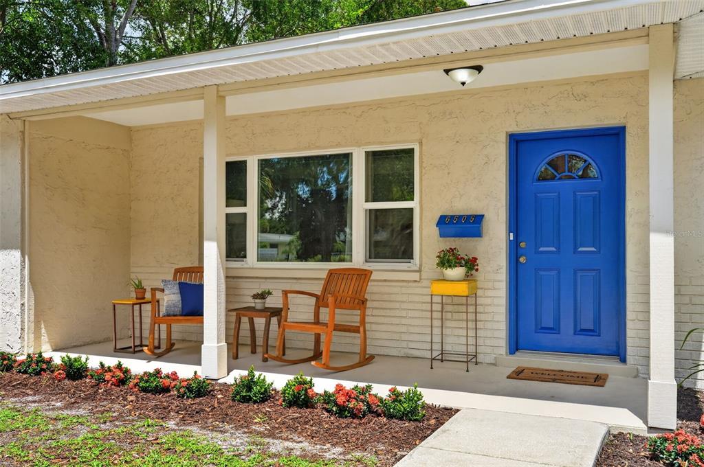 Cozy Front Porch