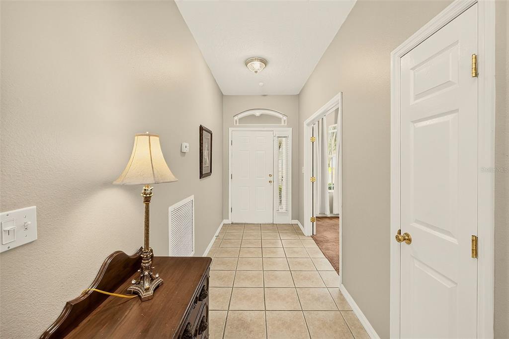 FOYER