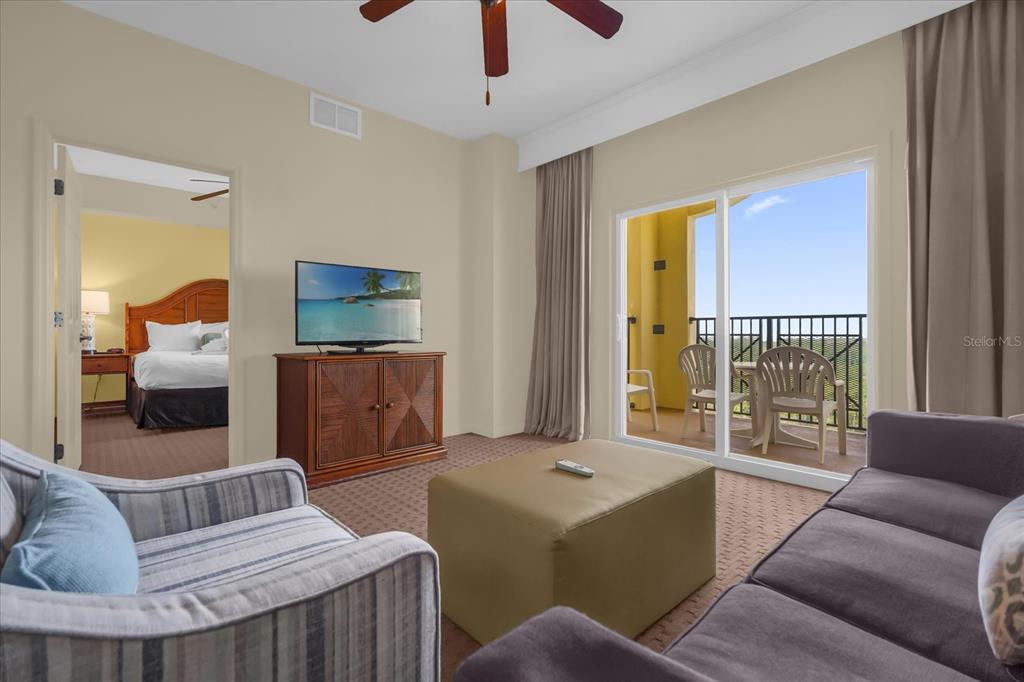 Property for sale at 8101 RESORT VILLAGE DRIVE UNIT 31202, ORLANDO, FL, 32821