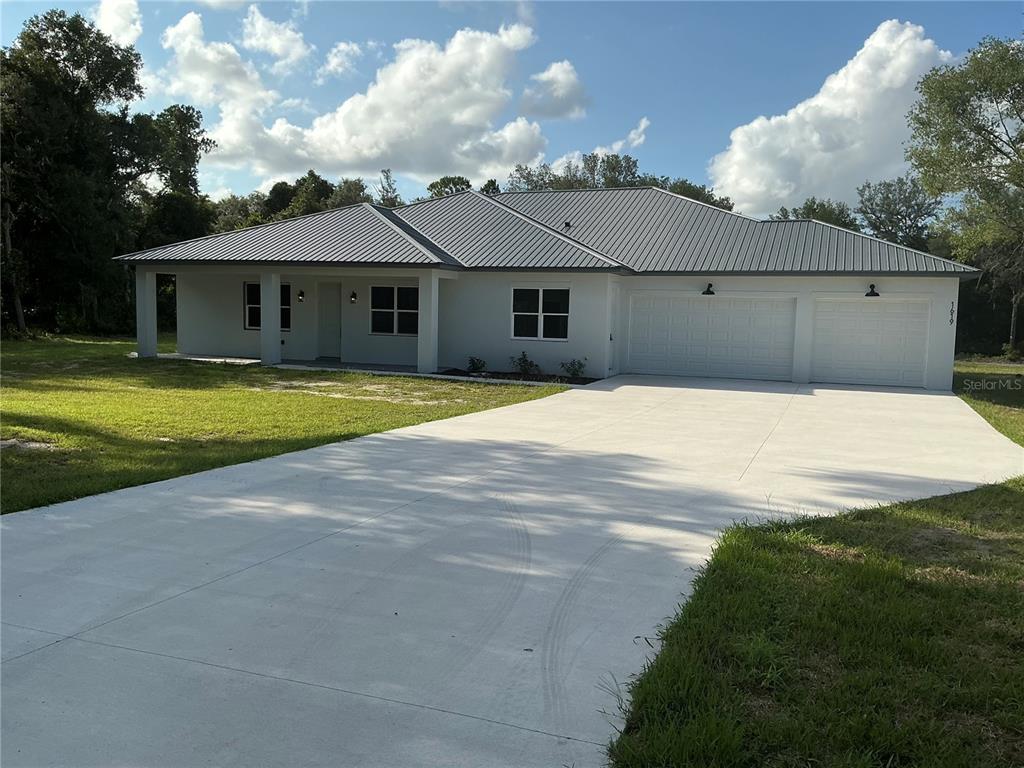 Massive 3 Car driveway