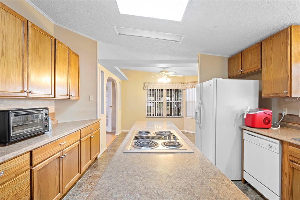 Property for sale at 11910 SALINA WAY UNIT 11910, LEESBURG, FL, 34788