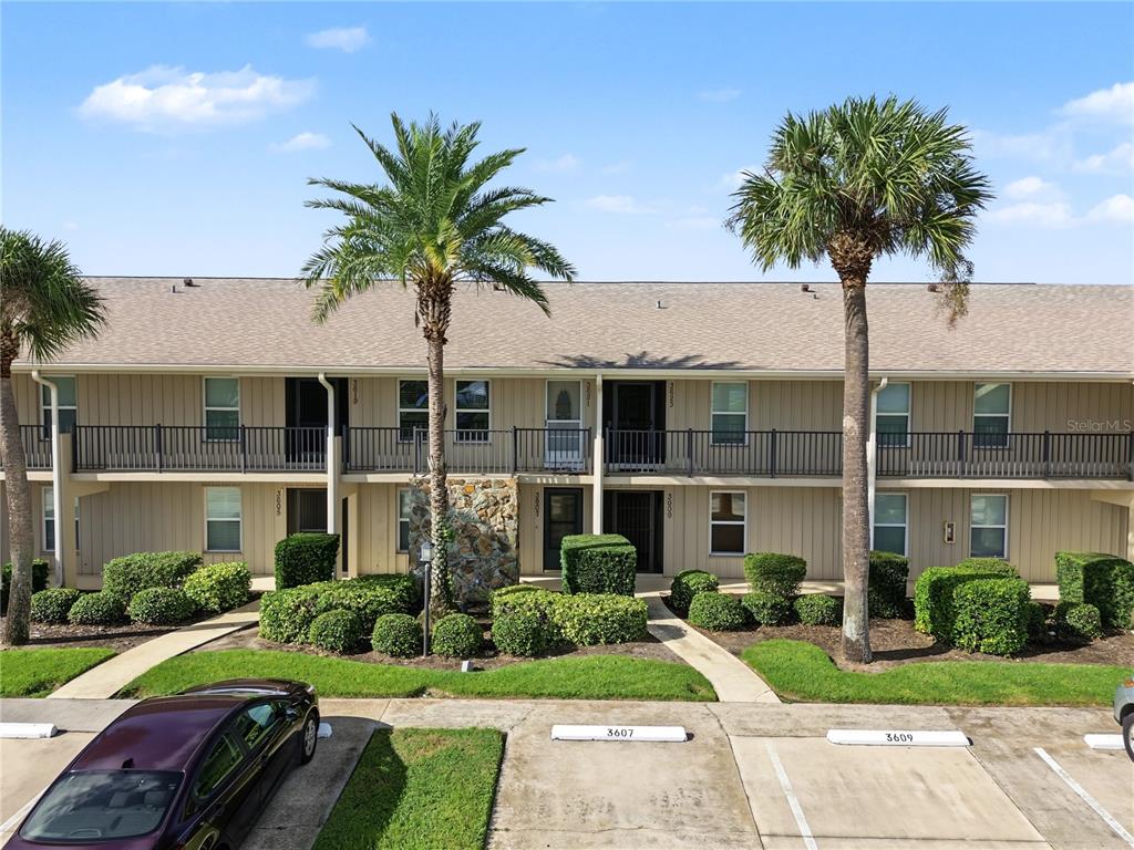 Property for sale at 3621 EDGEWATER DRIVE UNIT 207, SEBRING, FL, 33872