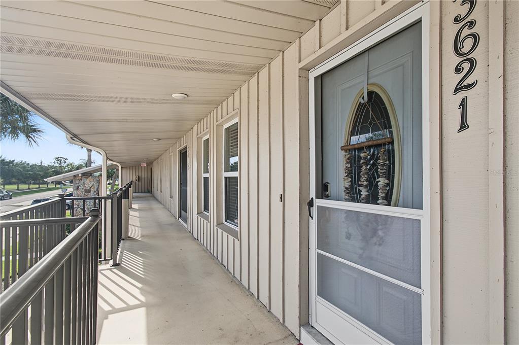 Property for sale at 3621 EDGEWATER DRIVE UNIT 207, SEBRING, FL, 33872