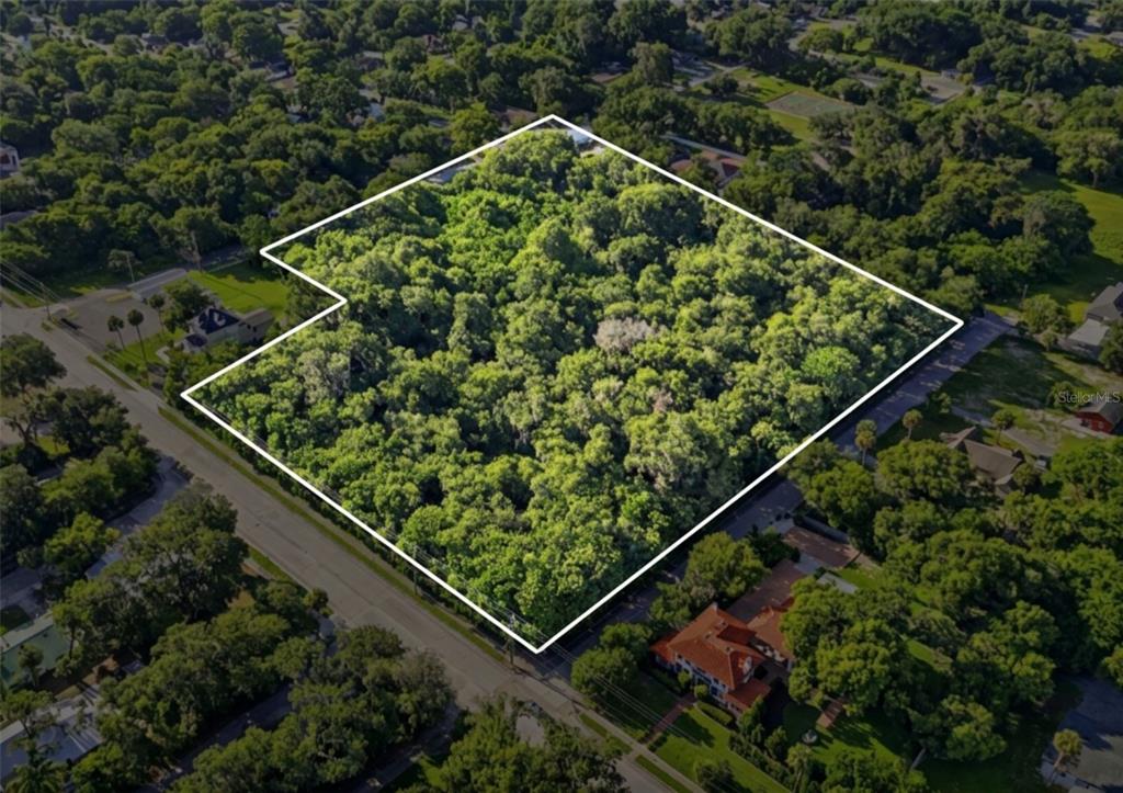 Property for sale at E NEW YORK AVENUE, DELAND, FL, 32724