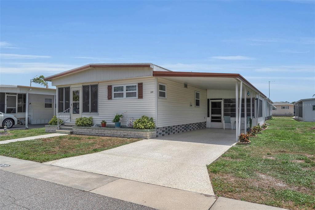 Property for sale at 5619 BAYSHORE ROAD UNIT 319, PALMETTO, FL, 34221