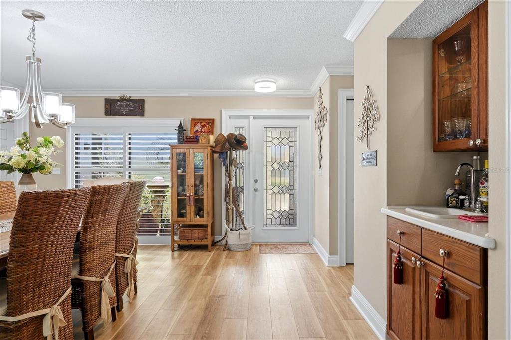 Wet bar in Dining room