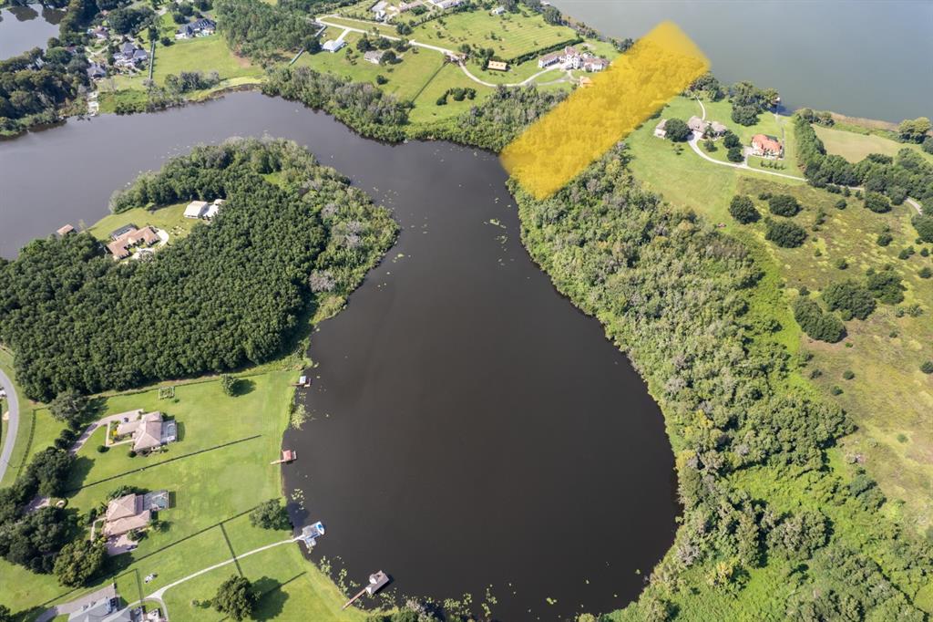 Yellow area marks canal access to Lake Carlton