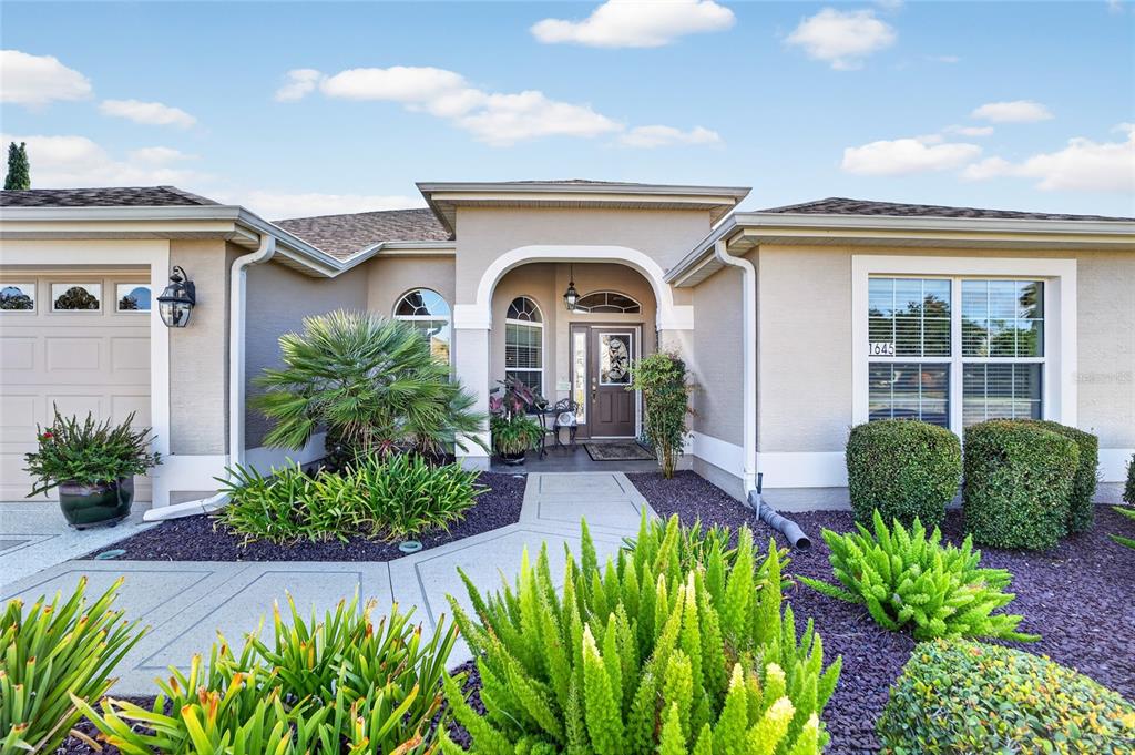 Property for sale at 1645 HOLLOW BRANCH WAY, THE VILLAGES, FL, 32162